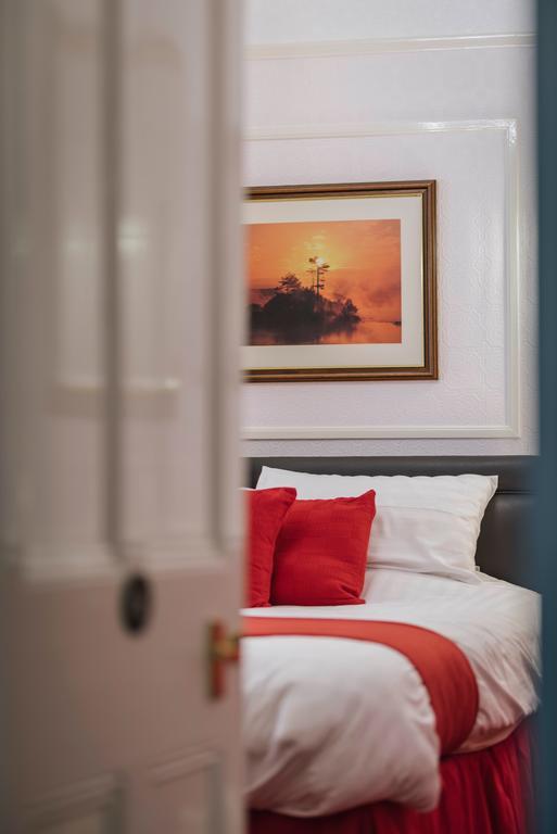 Bryn Bella Hotel Конуи Екстериор снимка
